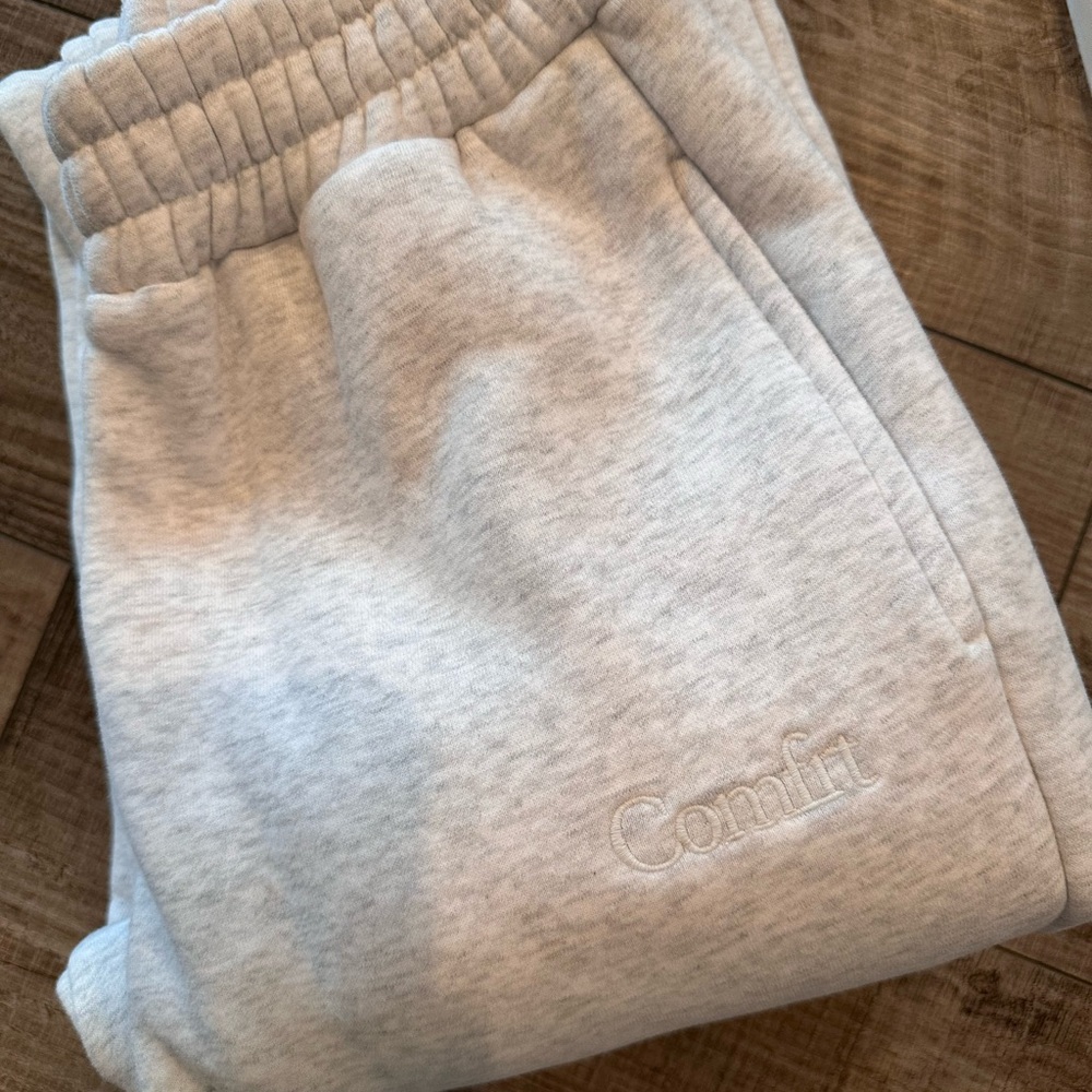 XS Light Gray Sweatpants - Comfrt Fleece Bottoms - Picture 3 of 3